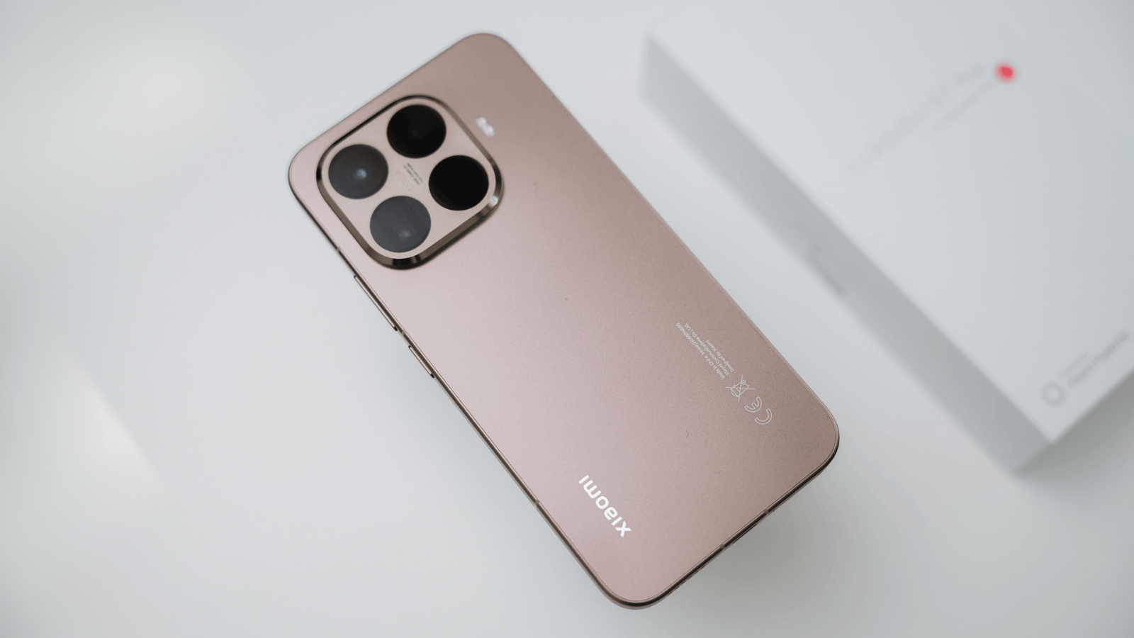 Actualizaciones HyperOS en móviles Xiaomi