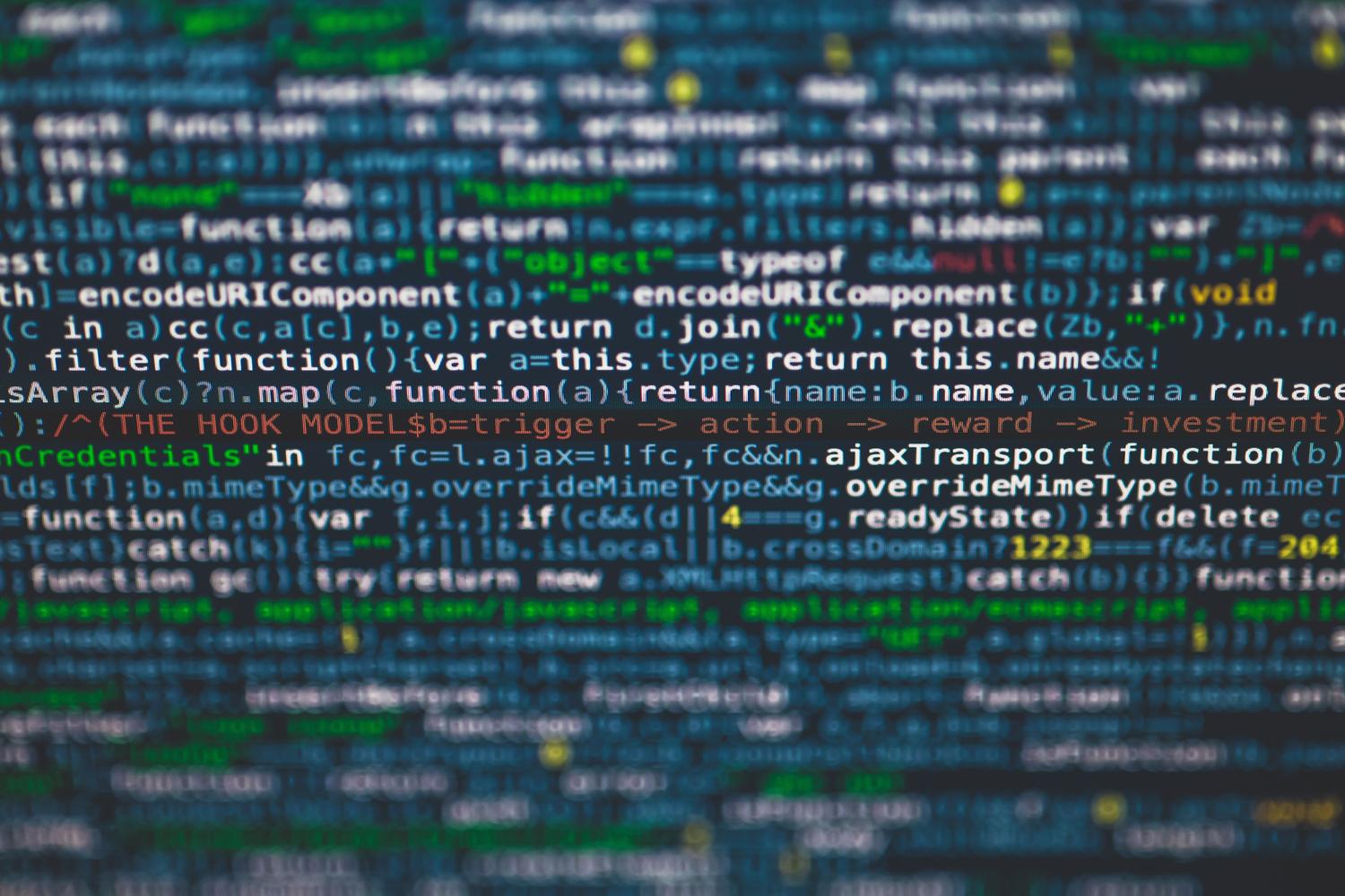 Vista macro de líneas de código de programación con resaltado de sintaxis, ilustrando la naturaleza técnica del modelo.